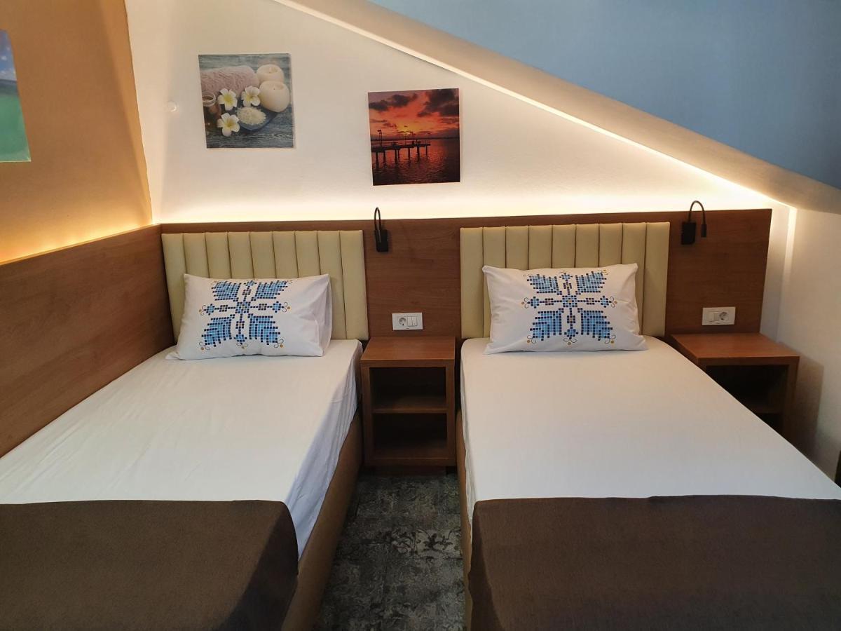 Stay Inn Rediu Valea Lupului  Exterior photo
