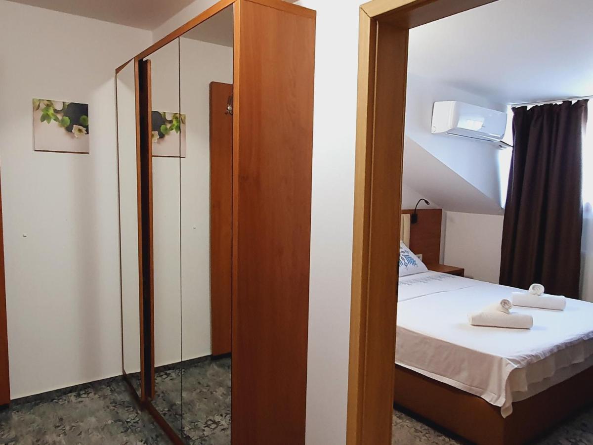 Stay Inn Rediu Valea Lupului  Exterior photo