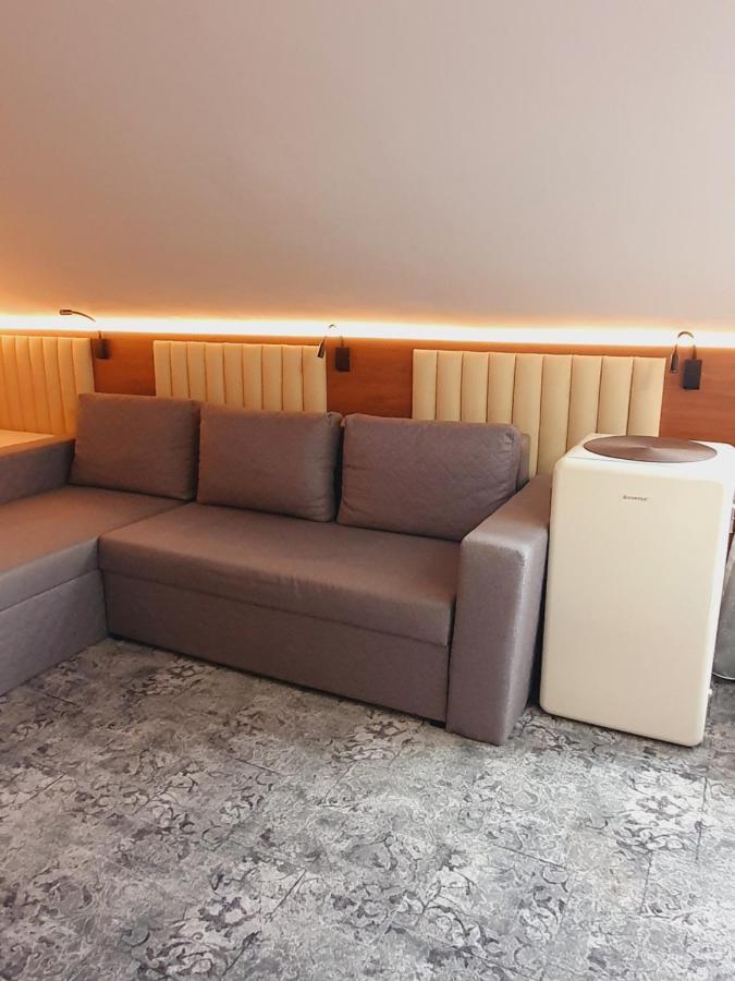 Stay Inn Rediu Valea Lupului  Exterior photo