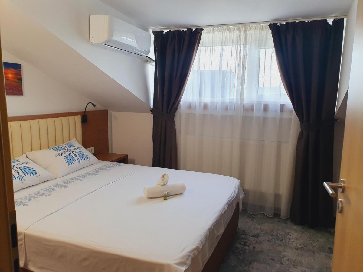 Stay Inn Rediu Valea Lupului  Exterior photo