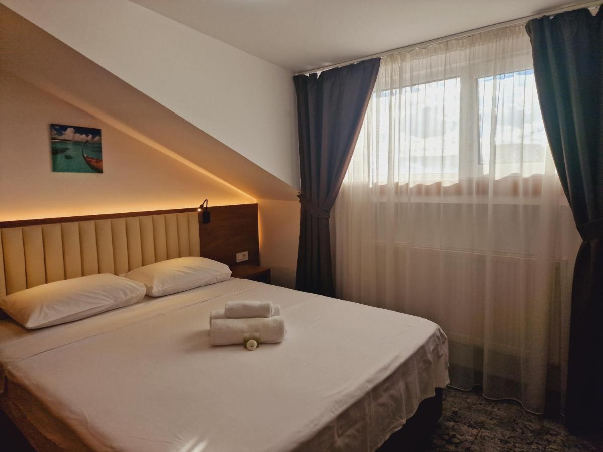 Stay Inn Rediu Valea Lupului  Exterior photo